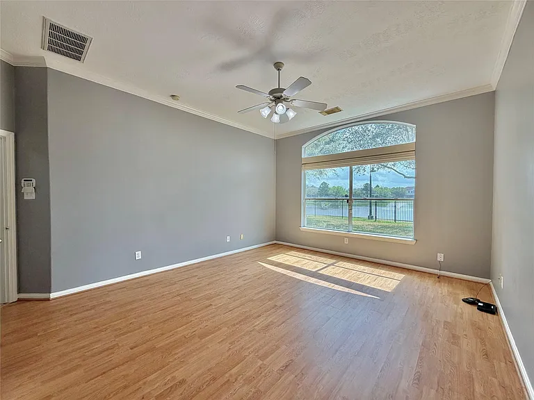 24327 Lanning Dr — Photo 14