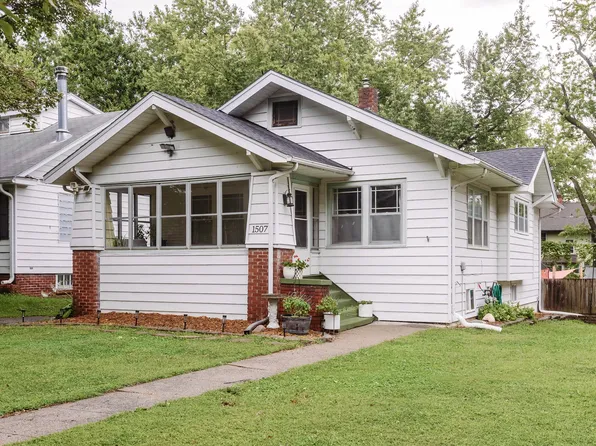 1507 44th St, Des Moines, IA 50311