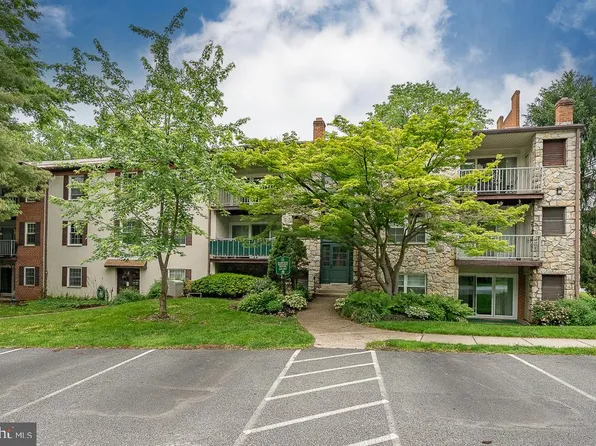 262 Drummers Ln #262, Wayne, PA 19087