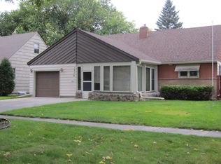 1814 7th St S, Moorhead, MN 56560