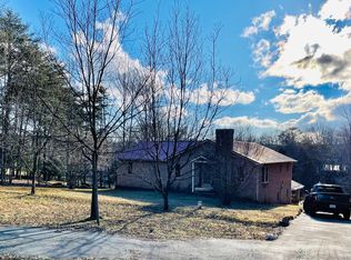 1646 Mallard Point Rd, Wirtz, VA 24184