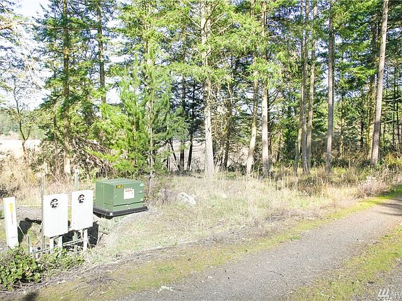 3rd image of 98 Quadra Ln
