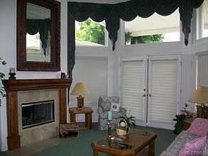 3rd image of 26600 Kalmia Ave