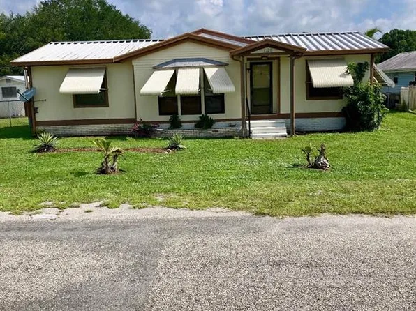 1038 20TH STREET, OKEECHOBEE, FL 34974