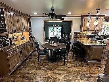 3rd image of 38894 Winkler St