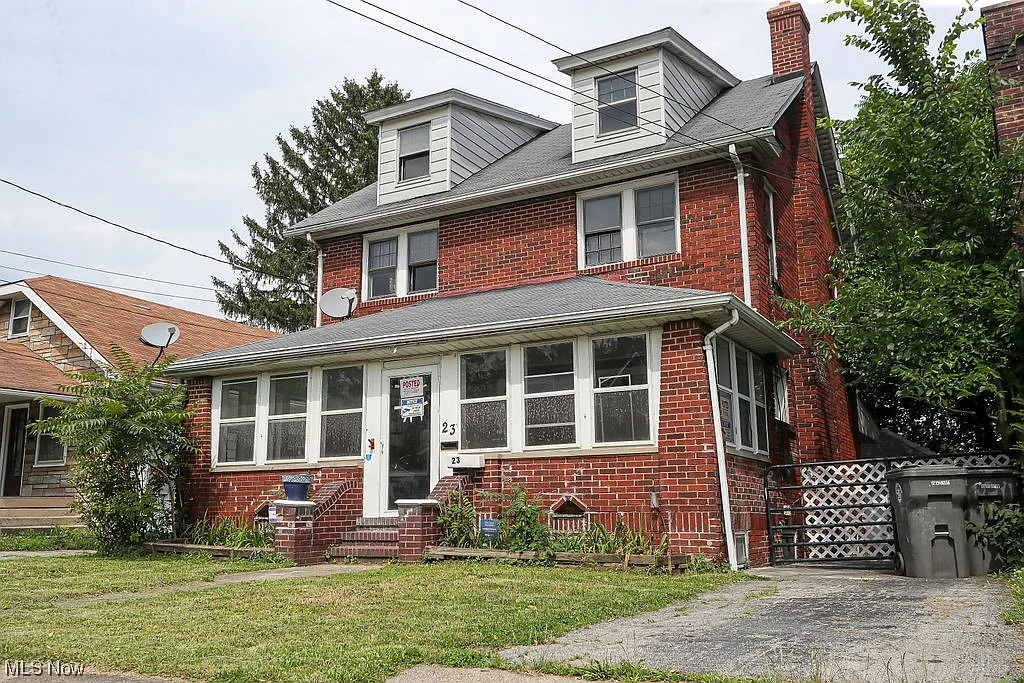 23 Rhoda Ave photo 1