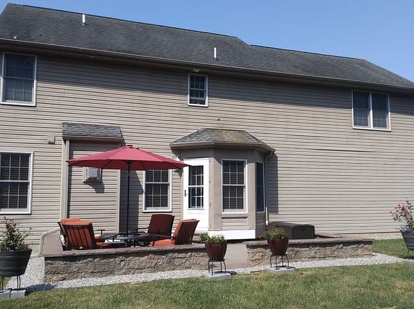 11 Thompson Ct