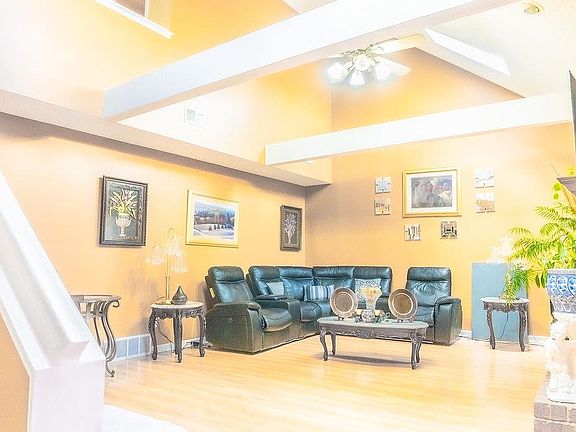 5th image of 4300 Creek Manor Ln