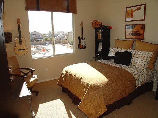 Secondary Bedroom