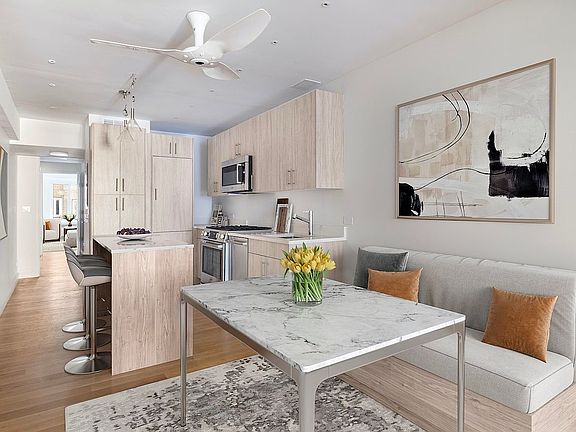 3rd image of 333 W 57th St APT 8J
