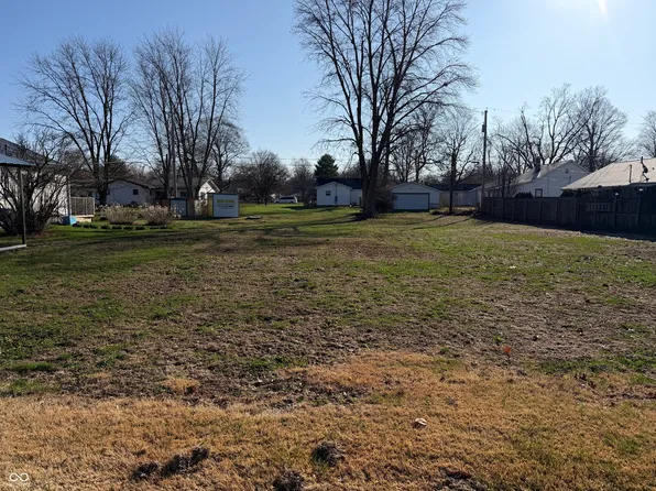 914 6th St, Covington, IN 47932