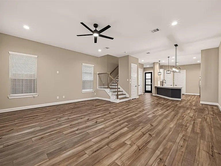 4309 Dickson St #B — Photo 19
