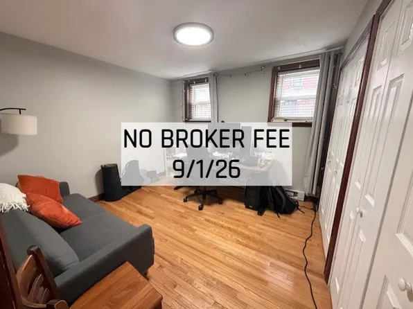 102 Endicott St APT 1, Boston, MA 02113