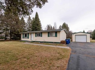 2438 Rainbow Dr, Kronenwetter, WI 54455