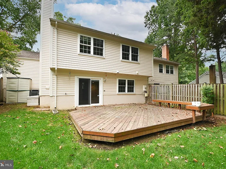 10048 Wood Sorrels Ln — Photo 41