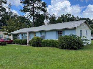 39 Strozier St, Mc Rae Helena, GA 31055