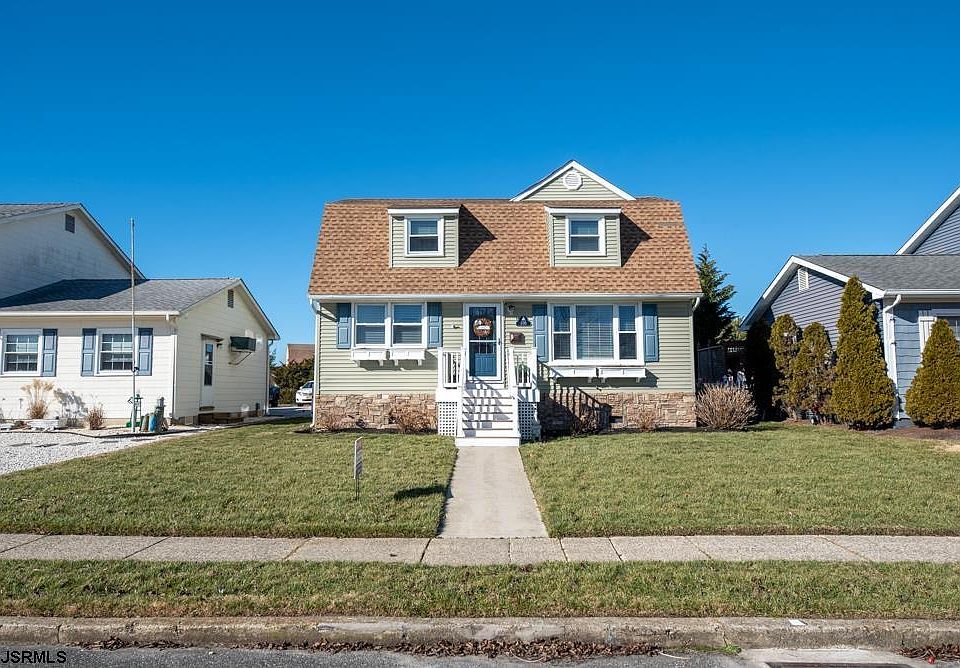 1st image of 116 Brigantine Dr