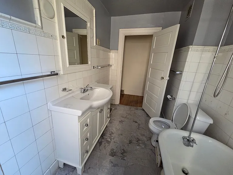 926 Liberty St — Photo 24
