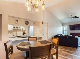 409 Waters Edge Dr, Newark, DE 19702