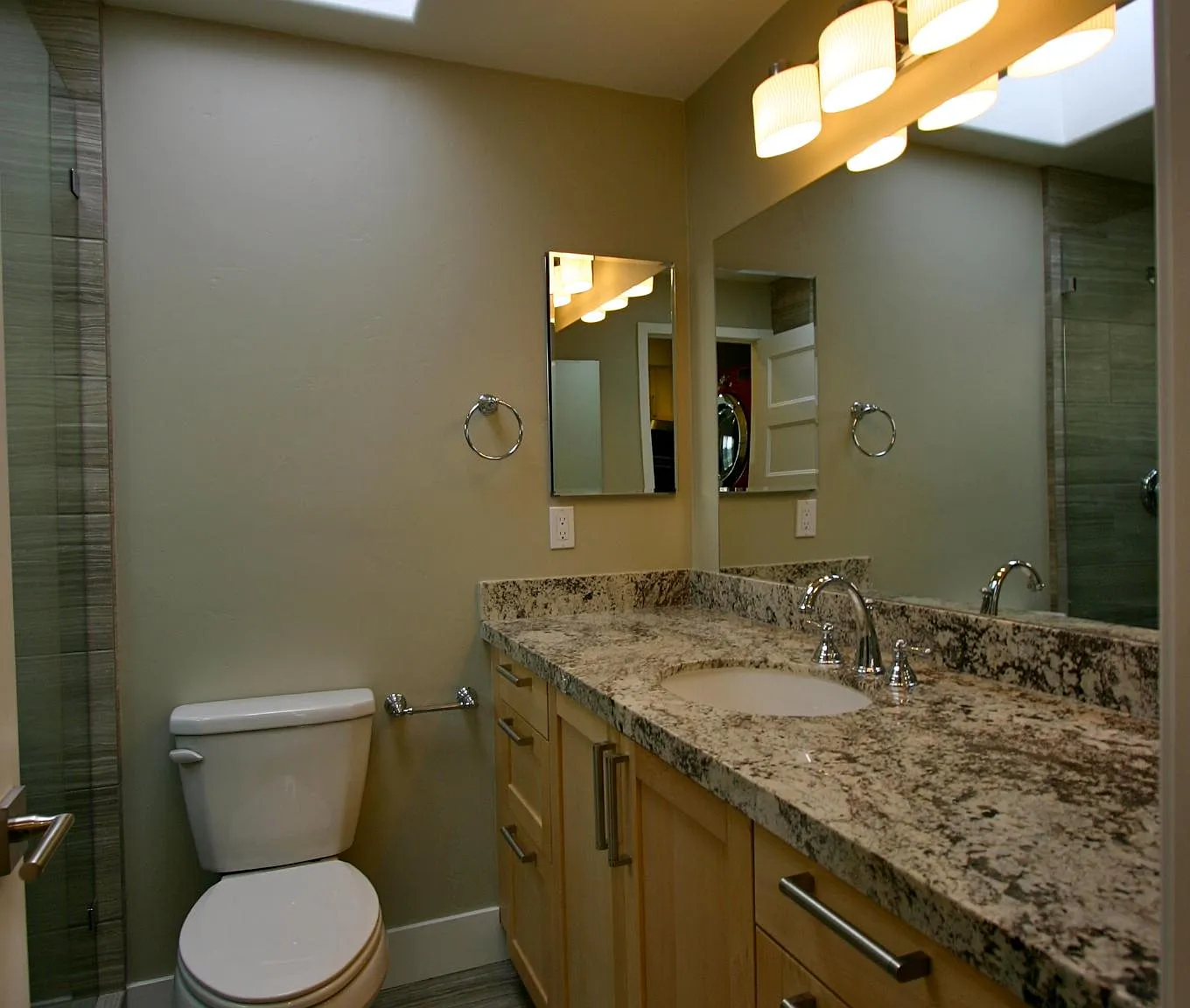 Studio, $3,095 — Photo 4