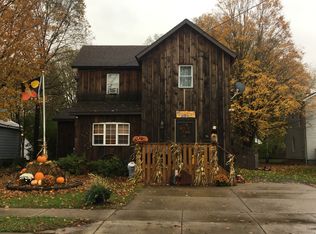 55 Clinton St, North East, PA