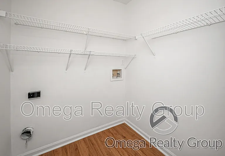 156 Patton St W #G — Photo 24