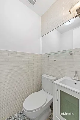 Rented by Triplemint | media 18