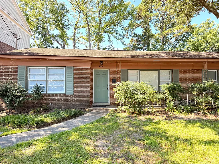 639 Windermere Blvd #A — Photo 1