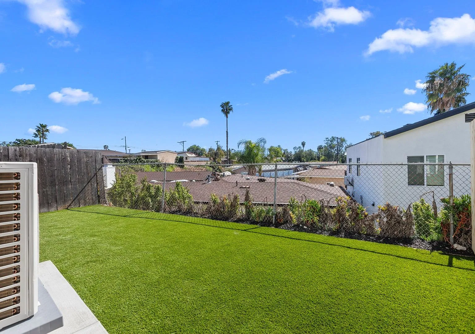 Charming 3 Bed / 2 Bath Steps from SDSU with Private Backyard — Photo 4