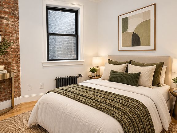 5th image of 266 Elizabeth St APT 4