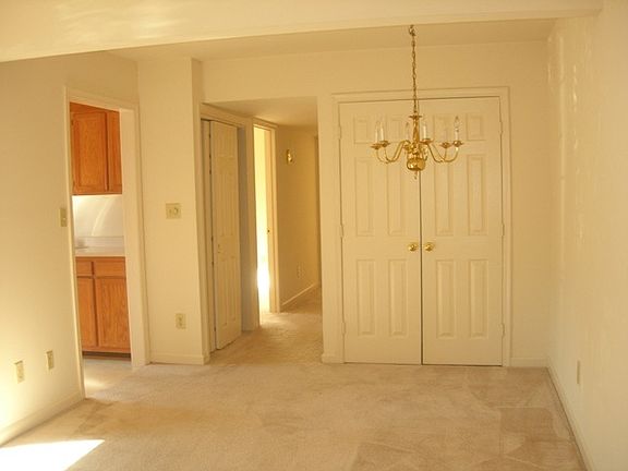 1000 square feet