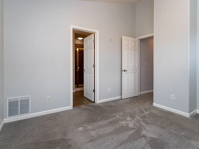 333 E Las Animas St — Photo 14