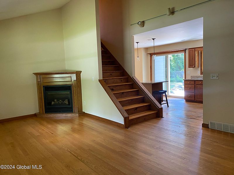 2nd image of 28 Congdon Road