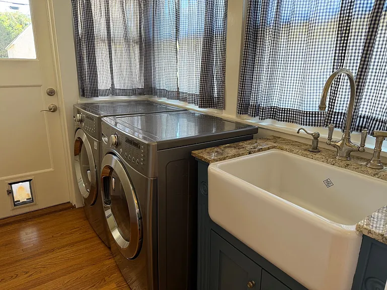 1312 S Orange Grove Ave — Photo 25