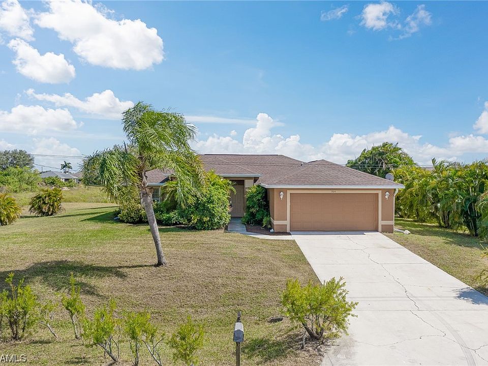 1st image of 924 Champion Ave
