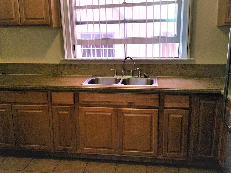 121 N New Hampshire Ave #101 — Photo 11