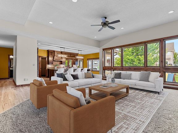 5th image of 1133 Maplebeck Enclave NE
