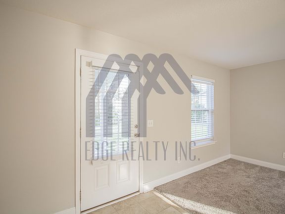 4th image of 37 Wesleyan Dr