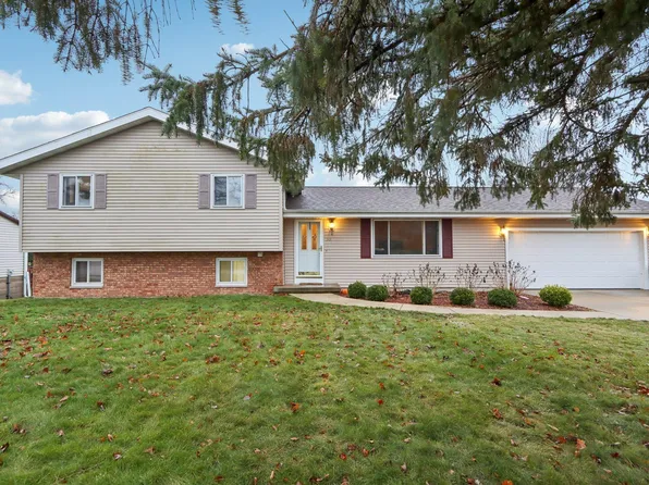 301 Highland Ave, Fort Atkinson, WI 53538