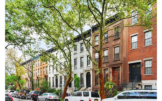 Sold by Douglas Elliman | media 26