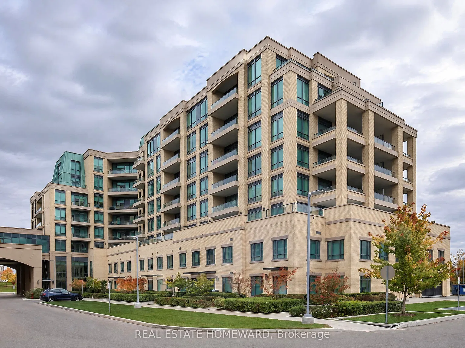 2 bed, $3,200 — Photo 2