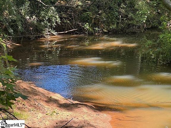 3rd image of Berry Shoals Rd