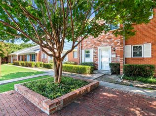 1207 Roaring Springs Rd, Fort Worth, TX 76114