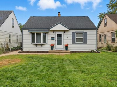 915 South 114th STREET, West Allis, WI, 53214