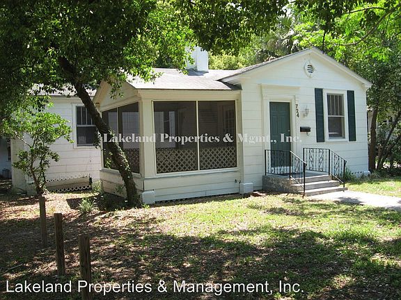 2nd image of 724 Park Hill Ave