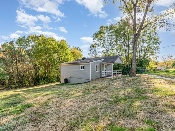 865 Ridgeview Dr, Florence, KY 41042