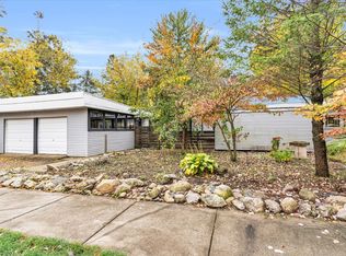 1202 S Elm Blvd, Champaign, IL 61820