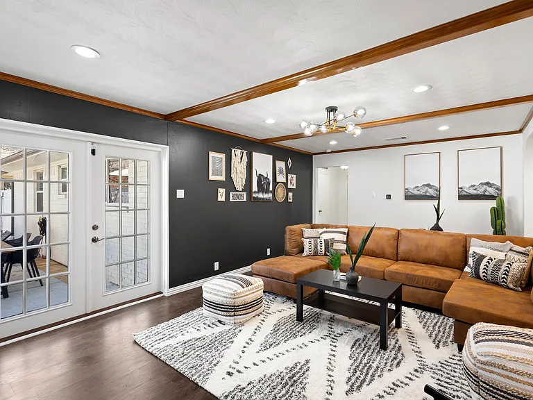 1308 Glen Cove Dr — Photo 10