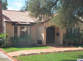 1916 E Woodlyn Rd, Pasadena, CA 91104