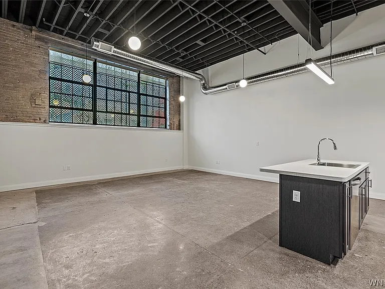 1786 Main St #104 — Photo 5